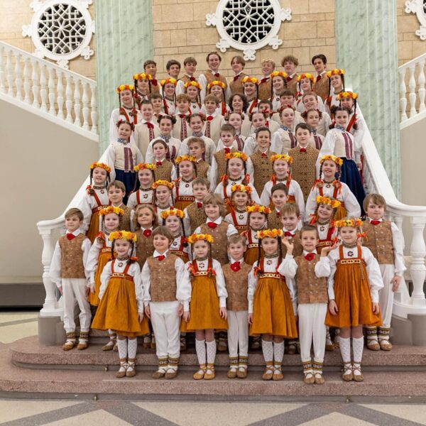 Sveicam Dzirkstelīti 60 gadu jubilejā.