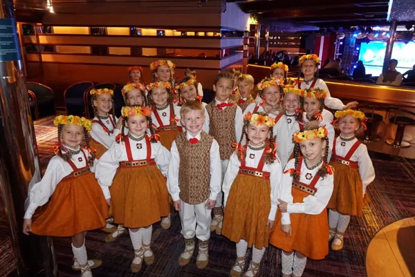 2019. Esam ceļā uz Stokholmu un gatavi uzstāties starptautiskajā festivālā Baltic Voyage.